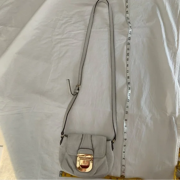 Michael Kors Small Crossbody Messenger Bag - Picture 2 of 7